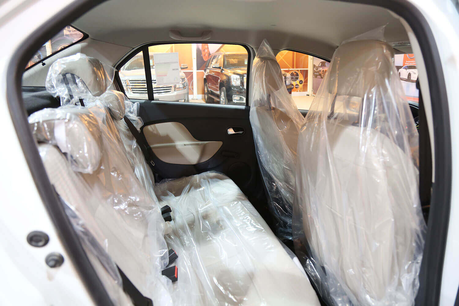 صورة داخلية للسيارة  رينو سيمبول PE 2020