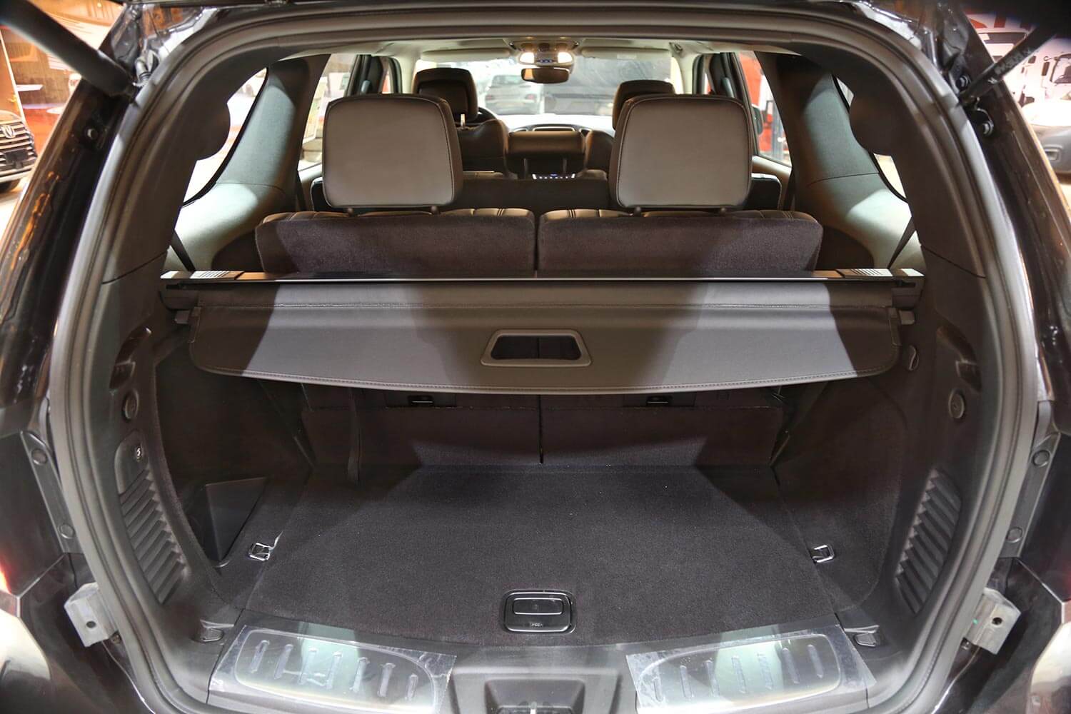 صورة داخلية للسيارة  دودج دورانجو citadel 2020