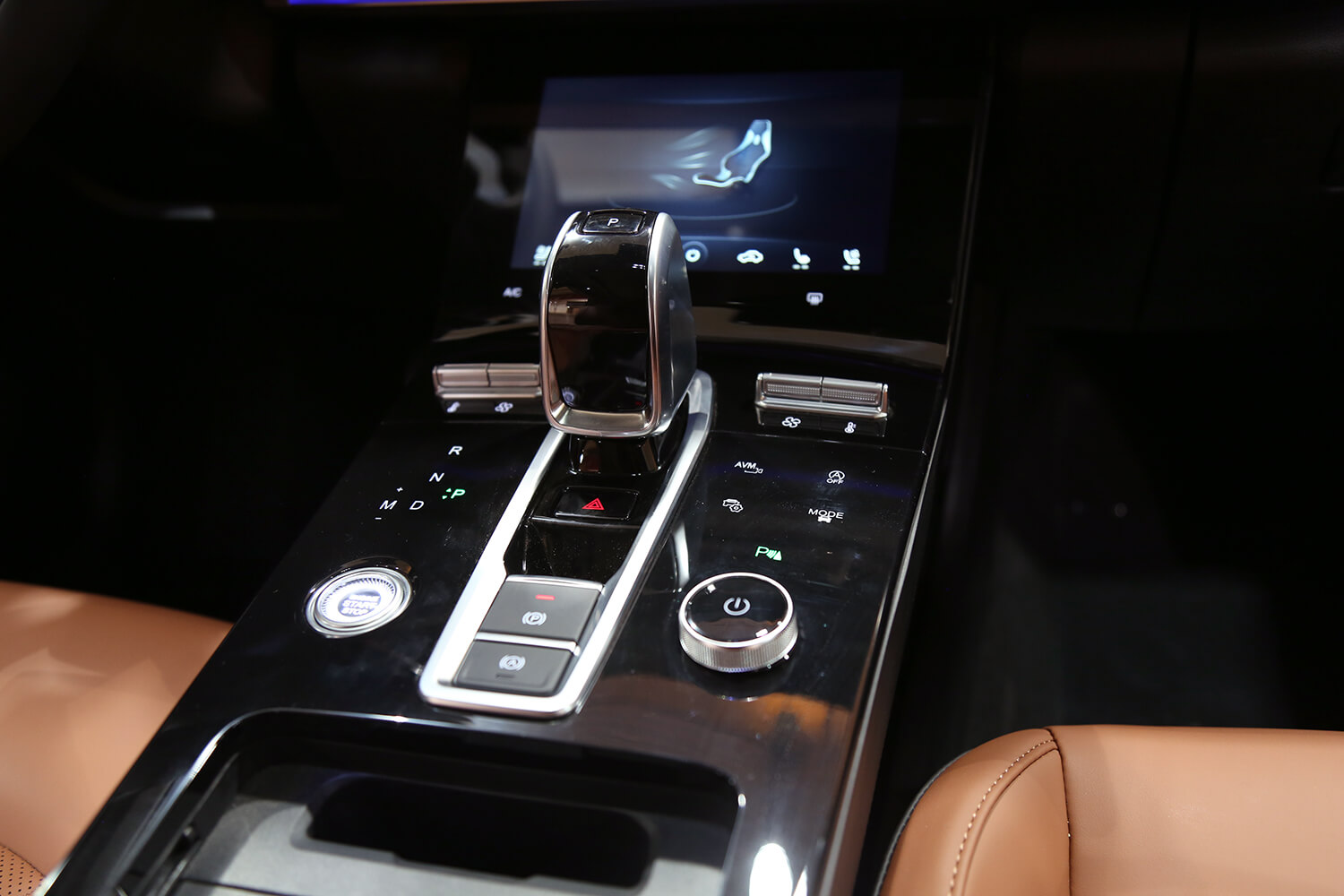 صورة داخلية للسيارة  شيري تيقو 8-برو Flagship 1.6GDI 2022